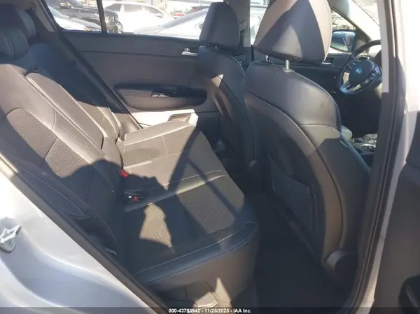 KNDPN3AC1N7948898 2022 KIA SPORTAGE - Image 8