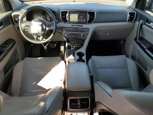KNDPN3AC2H7051805 2017 KIA SPORTAGE - Image 8