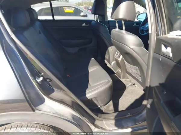KNDPN3AC2H7109881 2017 KIA SPORTAGE - Image 8
