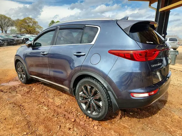 KNDPN3AC2J7466242 2018 KIA SPORTAGE - Image 2
