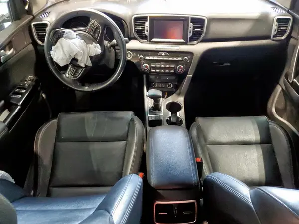 KNDPN3AC2J7490587 2018 KIA SPORTAGE - Image 8
