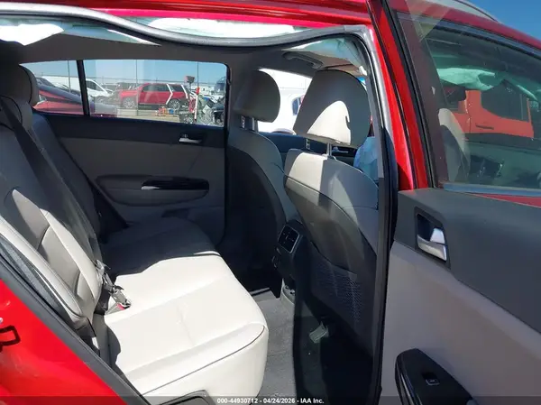 KNDPN3AC2K7535173 2019 KIA SPORTAGE - Image 8