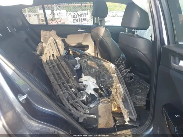 KNDPN3AC2K7544665 2019 KIA SPORTAGE - Image 8