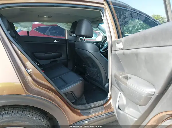 KNDPN3AC3H7073182 2017 KIA SPORTAGE - Image 8