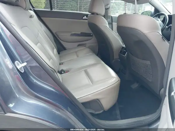 KNDPN3AC3H7108626 2017 KIA SPORTAGE - Image 8