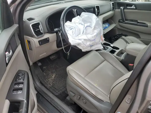 KNDPN3AC3H7214445 2017 KIA SPORTAGE - Image 8