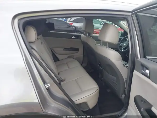 KNDPN3AC3H7244920 2017 KIA SPORTAGE - Image 8