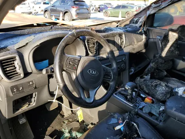 KNDPN3AC3H7283247 2017 KIA SPORTAGE - Image 8