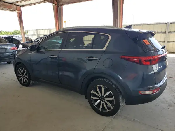 KNDPN3AC3J7303020 2018 KIA SPORTAGE - Image 2