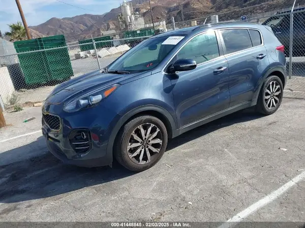 KNDPN3AC3J7418779 2018 KIA SPORTAGE - Image 2