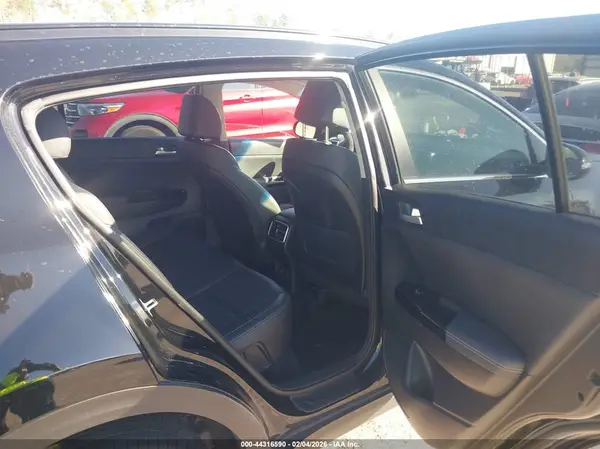 KNDPN3AC3L7721483 2020 KIA SPORTAGE - Image 8