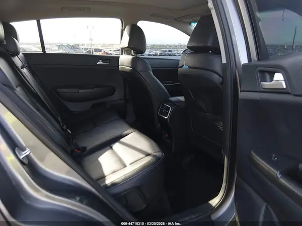 KNDPN3AC4H7051790 2017 KIA SPORTAGE - Image 8
