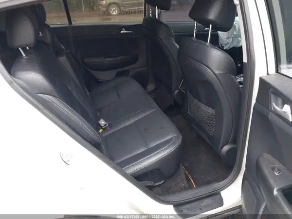 KNDPN3AC4H7093148 2017 KIA SPORTAGE - Image 8