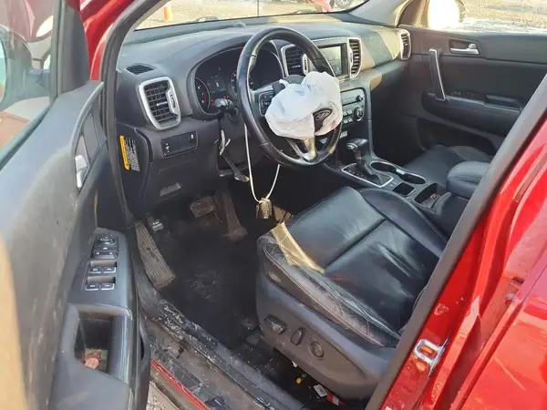 KNDPN3AC4H7094414 2017 KIA SPORTAGE - Image 8