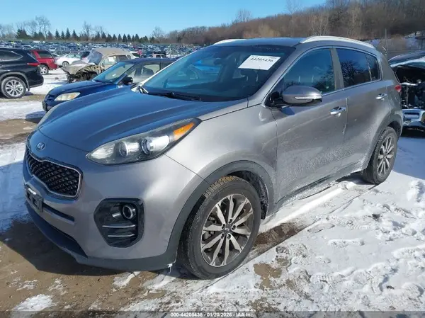 KNDPN3AC4J7300806 2018 KIA SPORTAGE - Image 2