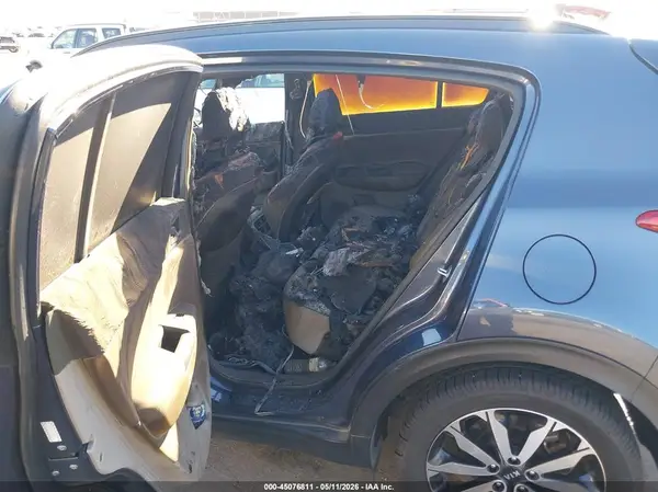 KNDPN3AC4J7387140 2018 KIA SPORTAGE - Image 8