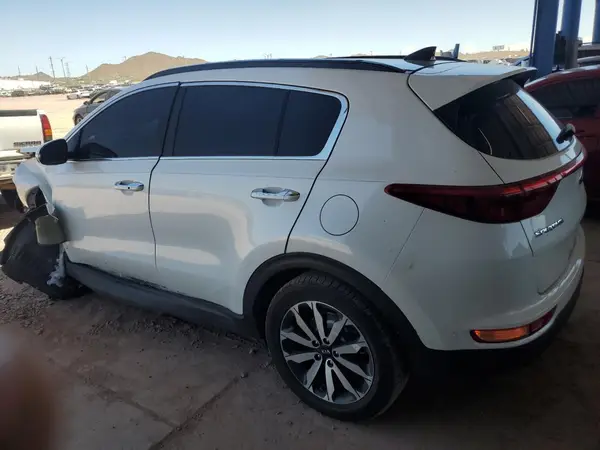 KNDPN3AC4J7419116 2018 KIA SPORTAGE - Image 2
