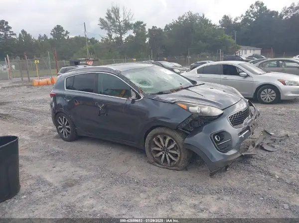 KNDPN3AC4J7459566 2018 KIA SPORTAGE - Image 1