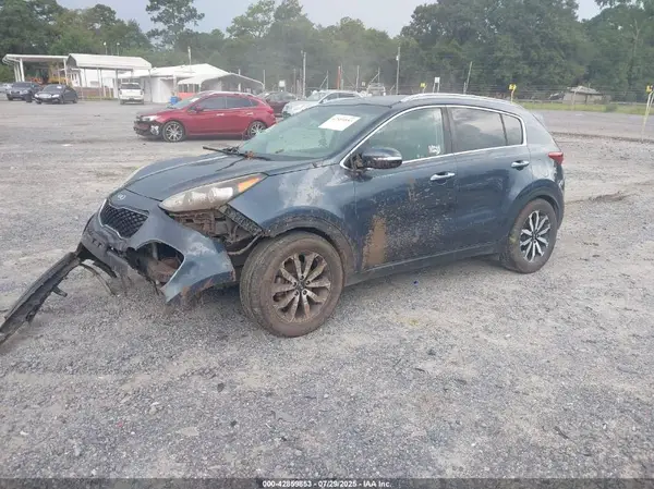 KNDPN3AC4J7459566 2018 KIA SPORTAGE - Image 2