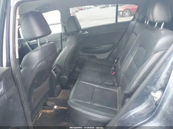KNDPN3AC4J7459566 2018 KIA SPORTAGE - Image 8
