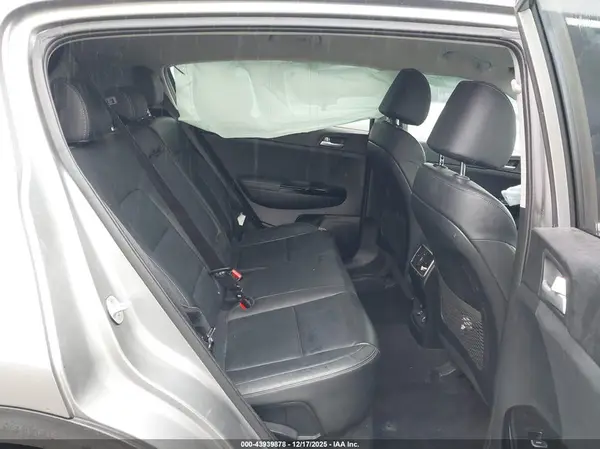 KNDPN3AC4K7600556 2019 KIA SPORTAGE - Image 8