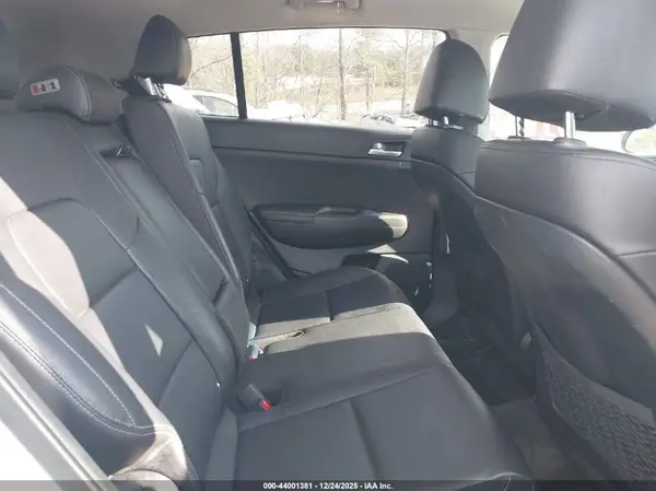 KNDPN3AC5H7163031 2017 KIA SPORTAGE - Image 8