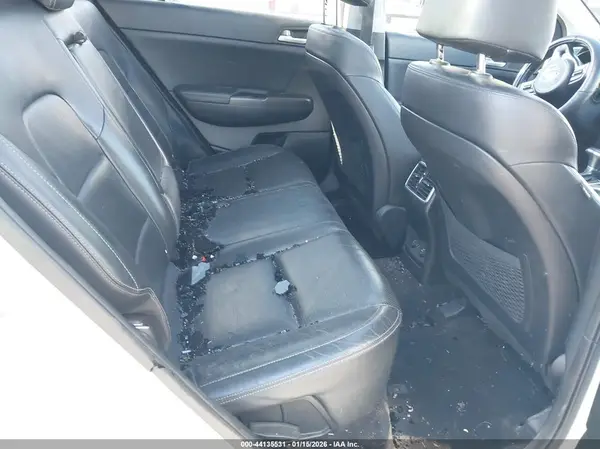 KNDPN3AC5H7235023 2017 KIA SPORTAGE - Image 8