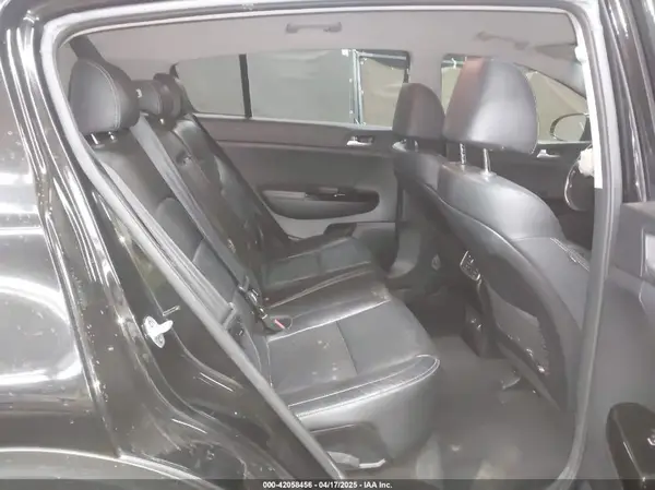 KNDPN3AC5J7353577 2018 KIA SPORTAGE - Image 8