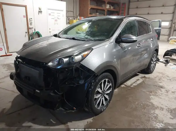 KNDPN3AC5J7356902 2018 KIA SPORTAGE - Image 2