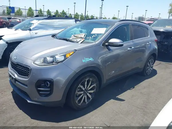 KNDPN3AC5J7399555 2018 KIA SPORTAGE - Image 2