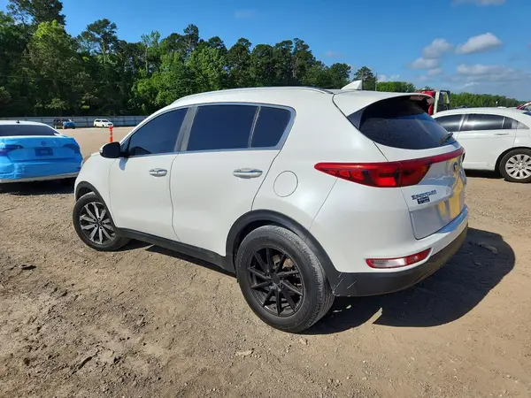 KNDPN3AC5J7400297 2018 KIA SPORTAGE - Image 2