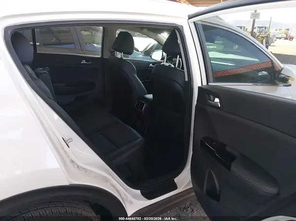 KNDPN3AC5M7907169 2021 KIA SPORTAGE - Image 8