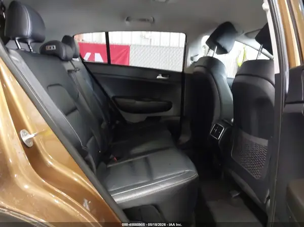 KNDPN3AC6H7240554 2017 KIA SPORTAGE - Image 8