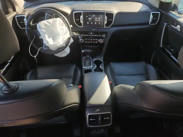 KNDPN3AC6J7322113 2018 KIA SPORTAGE - Image 8