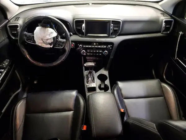 KNDPN3AC6J7324394 2018 KIA SPORTAGE - Image 8