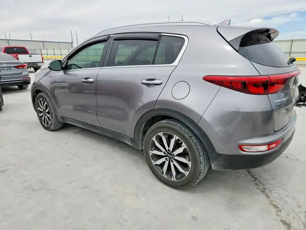 KNDPN3AC7J7330091 2018 KIA SPORTAGE - Image 2