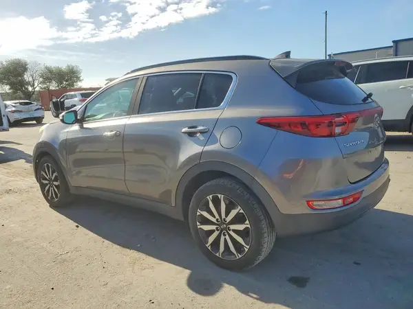 KNDPN3AC7J7421314 2018 KIA SPORTAGE - Image 2