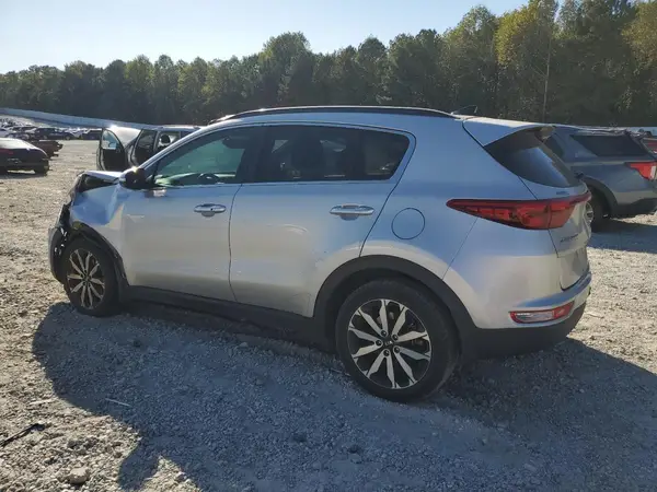 KNDPN3AC7J7421488 2018 KIA SPORTAGE - Image 2