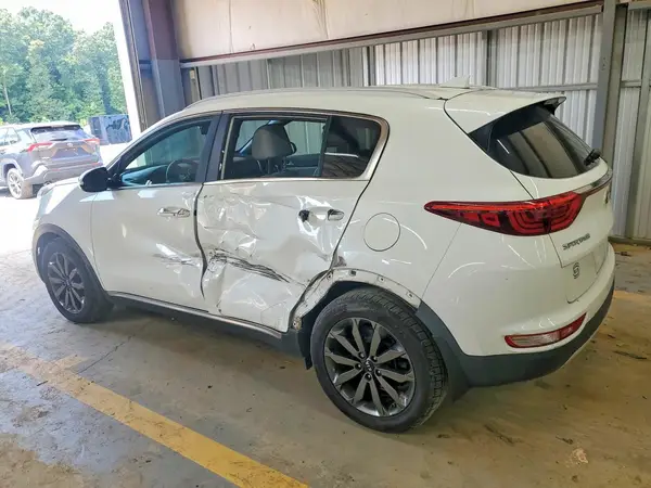 KNDPN3AC7J7466267 2018 KIA SPORTAGE - Image 2