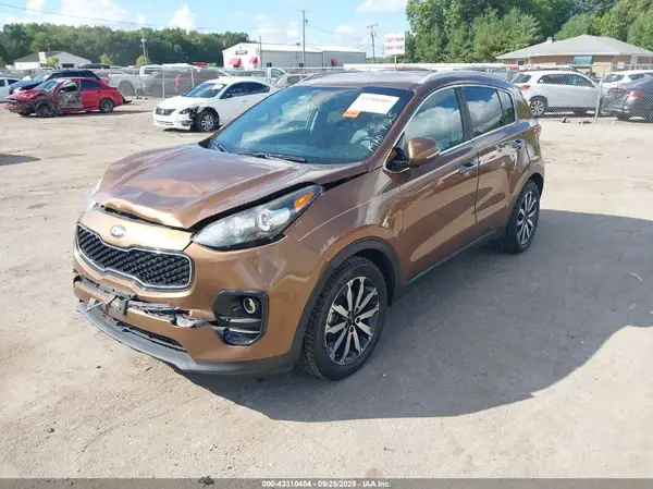 KNDPN3AC7J7475888 2018 KIA SPORTAGE - Image 2