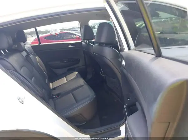 KNDPN3AC7K7528123 2019 KIA SPORTAGE - Image 8