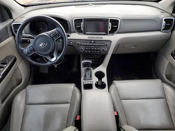 KNDPN3AC8H7068933 2017 KIA SPORTAGE - Image 8