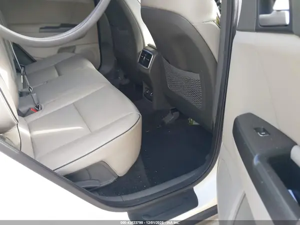 KNDPN3AC8H7075610 2017 KIA SPORTAGE - Image 8