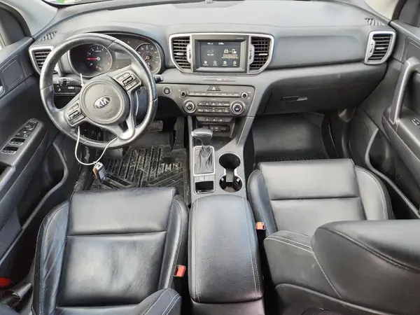 KNDPN3AC8H7220855 2017 KIA SPORTAGE - Image 8