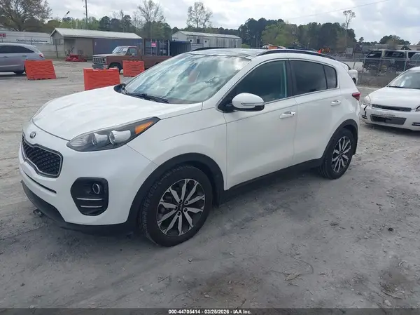 KNDPN3AC8J7420897 2018 KIA SPORTAGE - Image 2