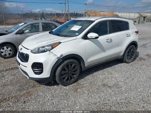 KNDPN3AC8K7568226 2019 KIA SPORTAGE - Image 2