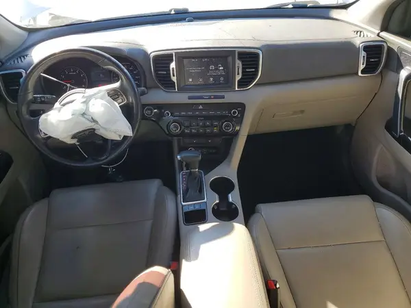KNDPN3AC8K7587164 2019 KIA SPORTAGE - Image 8