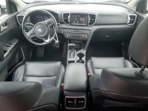 KNDPN3AC9H7075440 2017 KIA SPORTAGE - Image 8