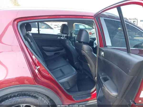 KNDPN3AC9H7078368 2017 KIA SPORTAGE - Image 8