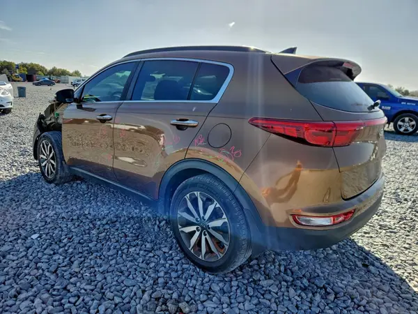 KNDPN3AC9J7352674 2018 KIA SPORTAGE - Image 2